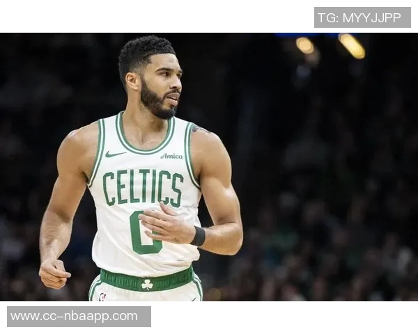 马祖拉谈塔图姆康复进展强调团队合作的重要性与节奏控制 马祖拉谈塔图姆康复进展强调团队合作的重要性与节奏控制