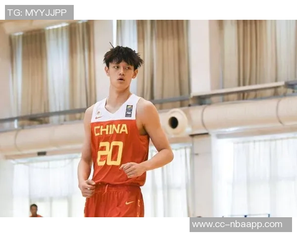 曾凡博赛后未带行李将先回北京处理签证事宜 曾凡博赛后未带行李将先回北京处理签证事宜