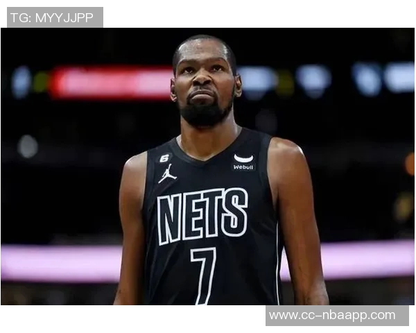 杜兰特遭遇防守夹击频频失误全场仅得24分1篮板2助攻表现不佳