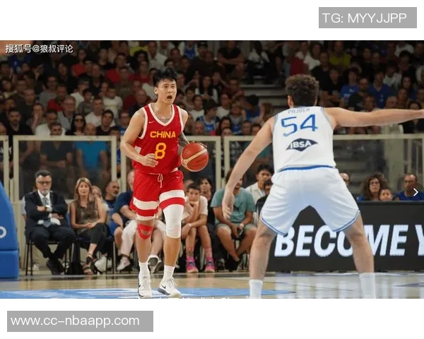 弗拉格解析持球策略助力后卫减压应对全场紧逼挑战 弗拉格解析持球策略助力后卫减压应对全场紧逼挑战