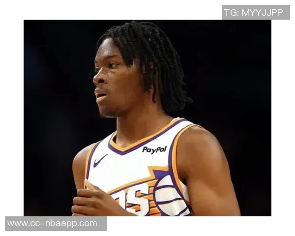 太阳队宣布裁掉前锋CJ亨特利双向球员身份终止