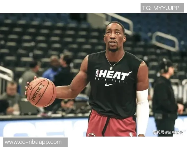 斯普利特谈阿德巴约的威胁中锋需精准站位应对挑战